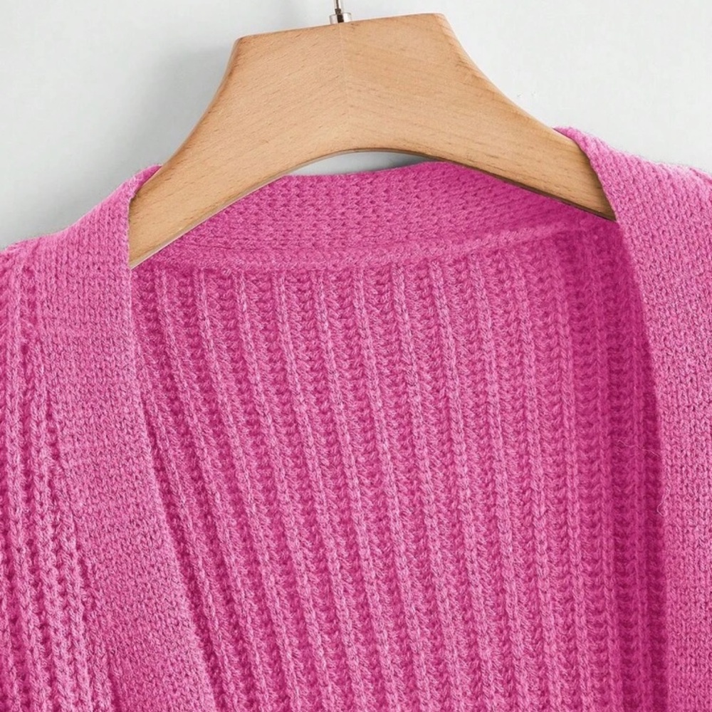 💗 PLUS Pink Cardigan 💗 - Picture 3 of 6
